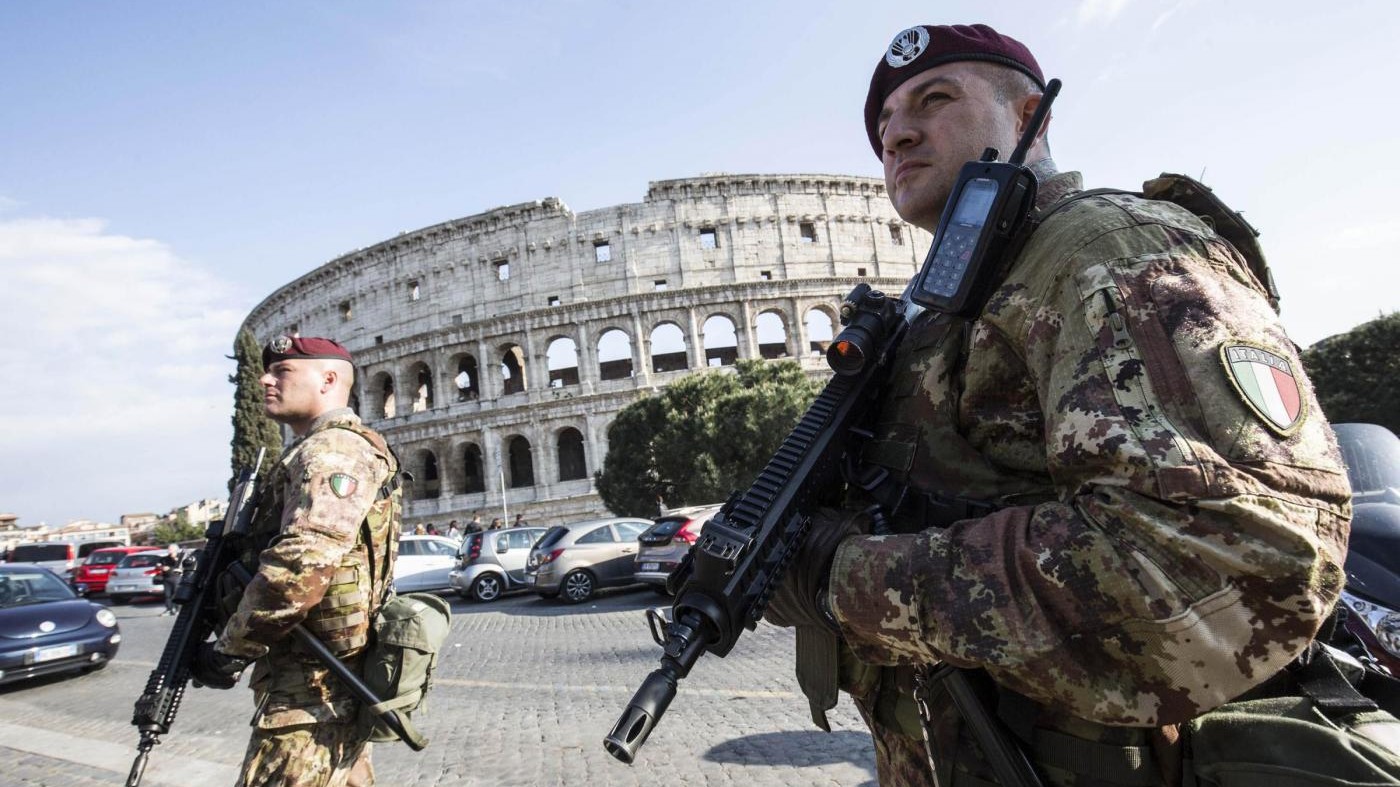 Roma, allarme terrorismo dopo lettera anonima: si cerca 41enne