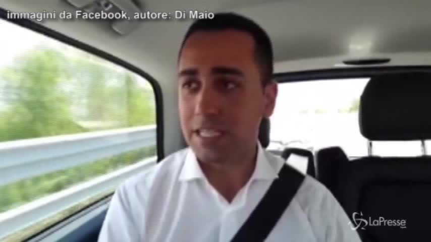 Di Maio su Facebook: “Affronteremo crisi aziendali stando vicino ai deboli”
