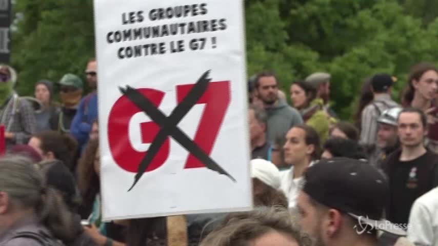 G7, proteste contro i leader a Quebec City