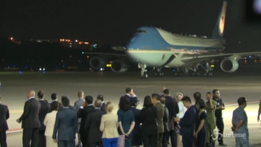 Vertice con Kim: Trump arrivato a Singapore