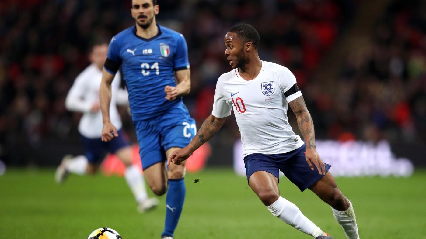 Le pagelle di Inghilterra-Italia. Sterling imprendibile, bene Chiesa