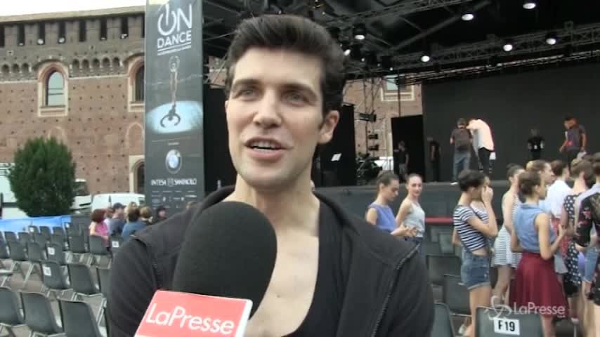 Roberto Bolle presenta “OnDance” prima dello spettacolo al Castello Sforzesco