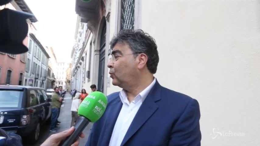 Migranti, Fiano: “La solidarietà è importante ma anche l’umanità”