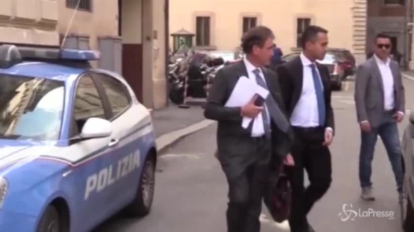 Aquarius, Di Maio: “Macron? Proprio loro parlano…”