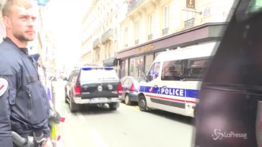 Parigi, arrestato sequestratore: aveva con sé tre ostaggi