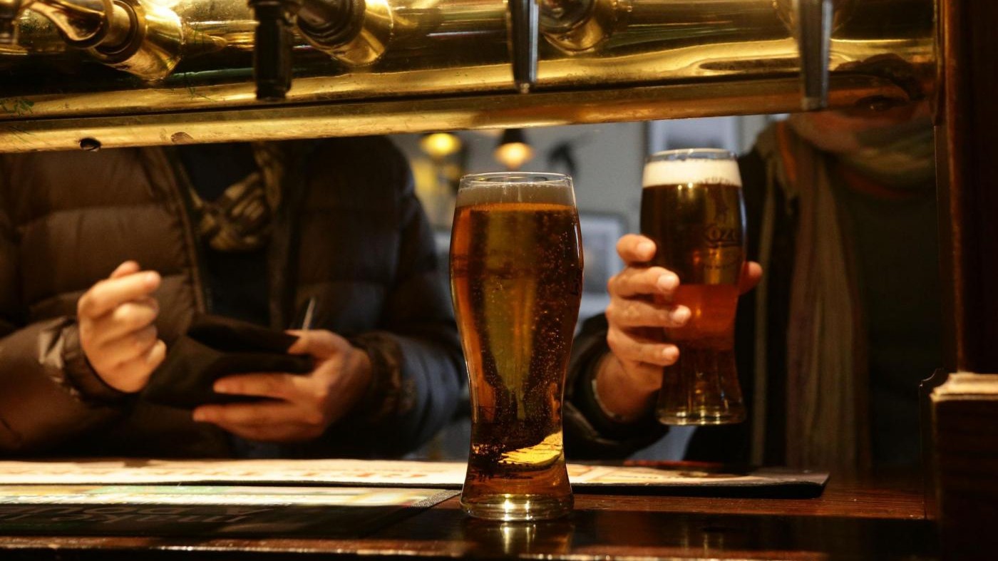 Irlanda, pub aperti il Venerdì santo: non succedeva dal 1927