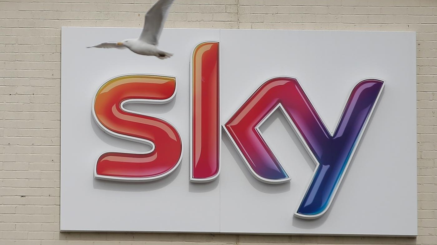 Accordo Sky-Mediaset: da giugno la pay tv sul digitale terrestre
