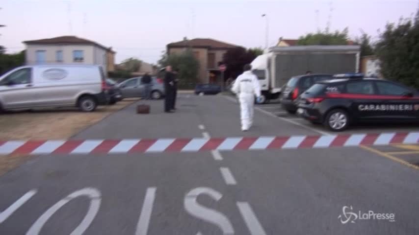 Ravenna, lo lasciarono morire di overdose in auto: 4 arresti