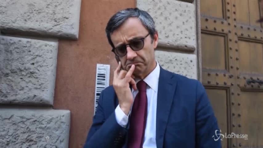 Stadio della Roma, avvocato di Parnasi: “E’ tranquillo, parlerà col pm”