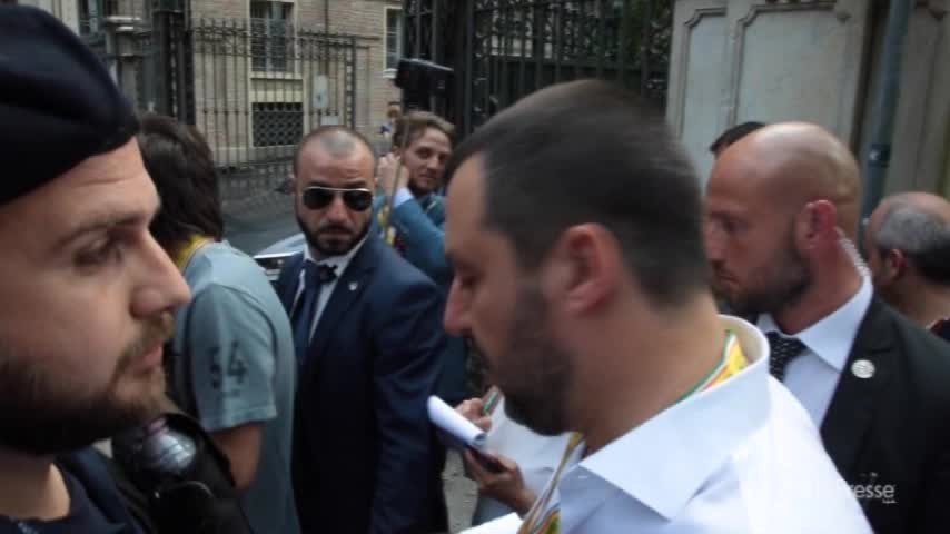 Migranti, Salvini: “Altre due navi ong non sbarcheranno in Italia”