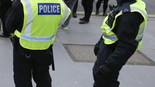 Londra, due sparatorie in una notte: morti una 17enne e un 16enne