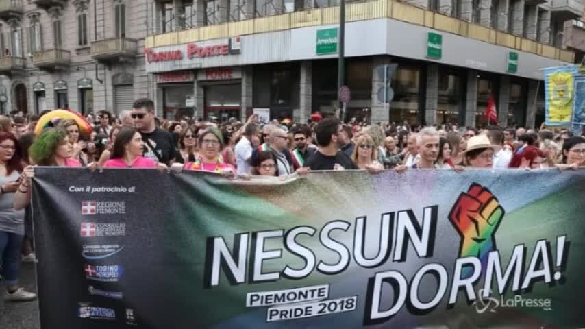 Torino Pride, la sfilata per le strade della città