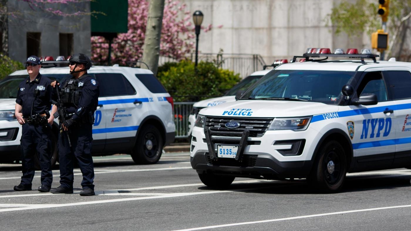 Ny, tubo scambiato per pistola: polizia uccide afroamericano