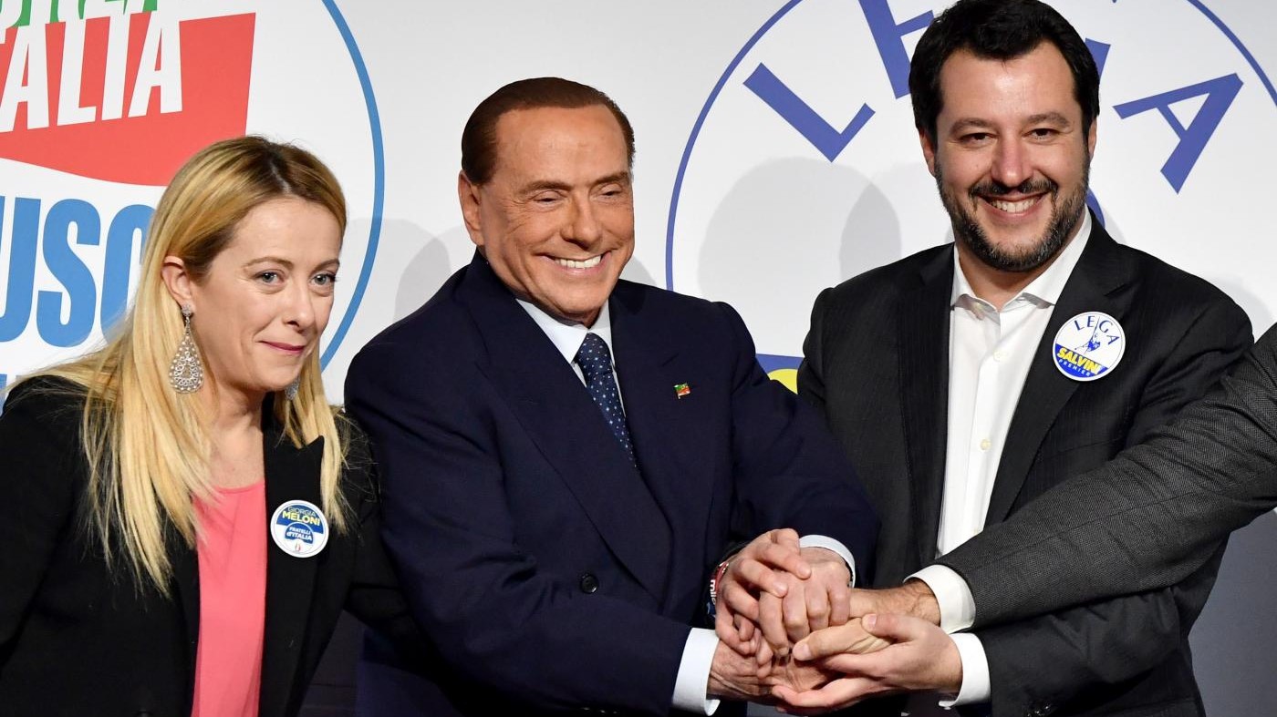 Consultazioni, “il centrodestra insieme al Colle”. Berlusconi e Meloni dicono sì a Salvini