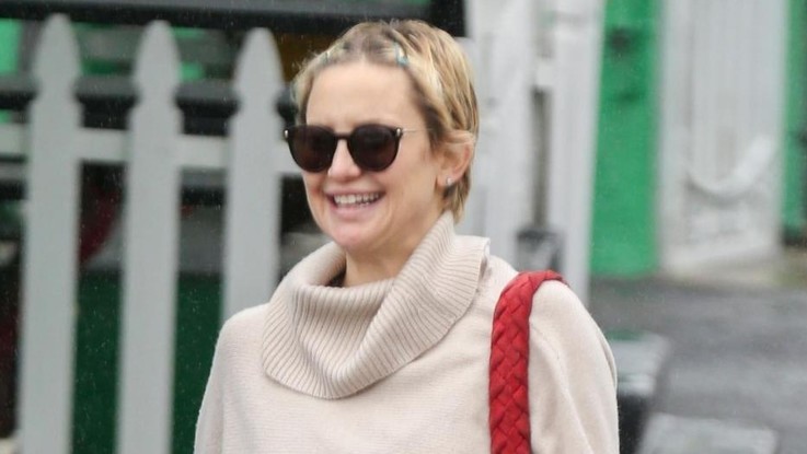 Kate Hudson, incinta del terzo figlio: il video dell'annuncio alla famiglia