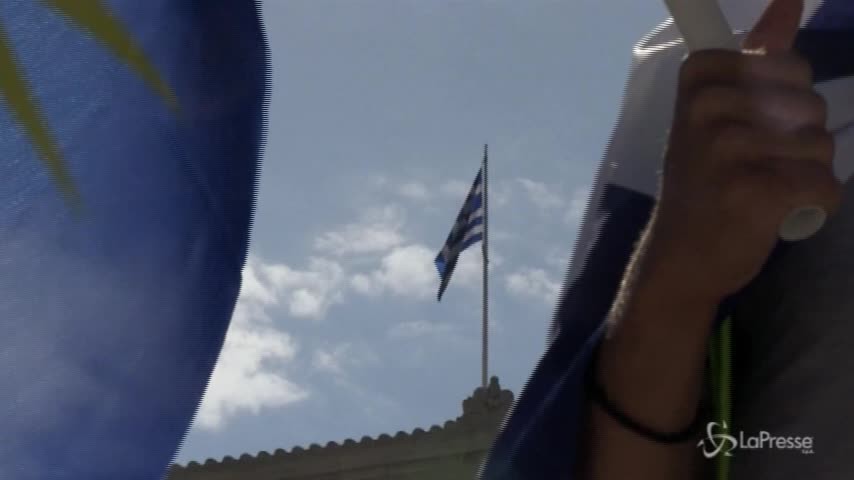 Dopo otto anni la Grecia dice addio all’era della Troika