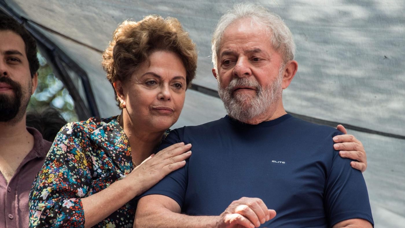 Brasile, prima notte in carcere per Lula: dovrà scontare 12 anni