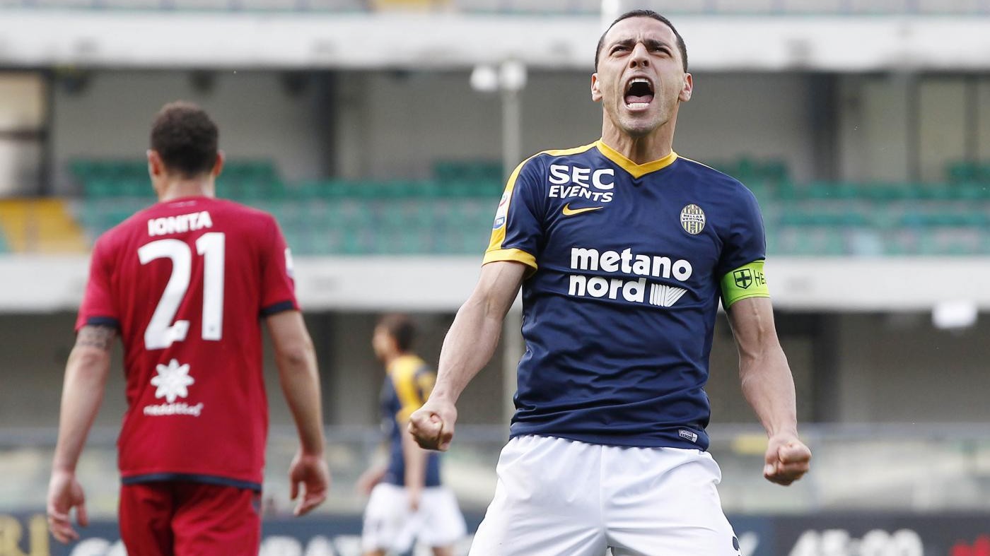 Romulo su rigore: il Verona inguaia il Cagliari