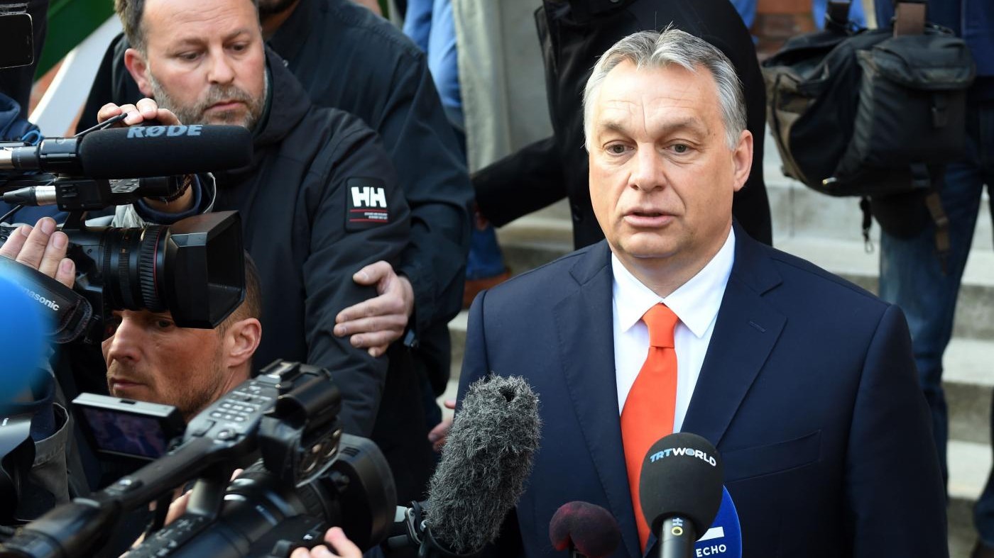 Ungheria, Orbán vince le elezioni: “Difenderò il Paese”