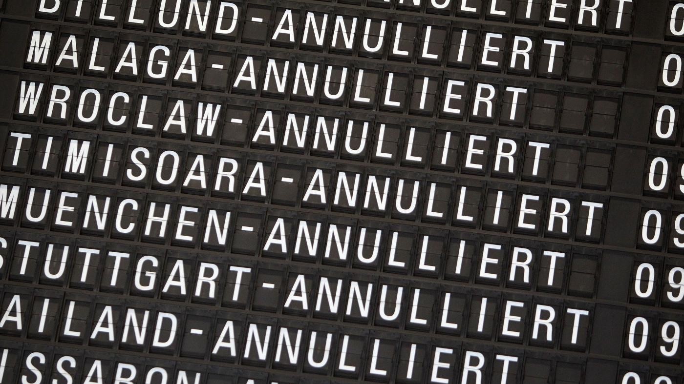Lufthansa e Air France a terra, scioperi bloccano cieli Ue