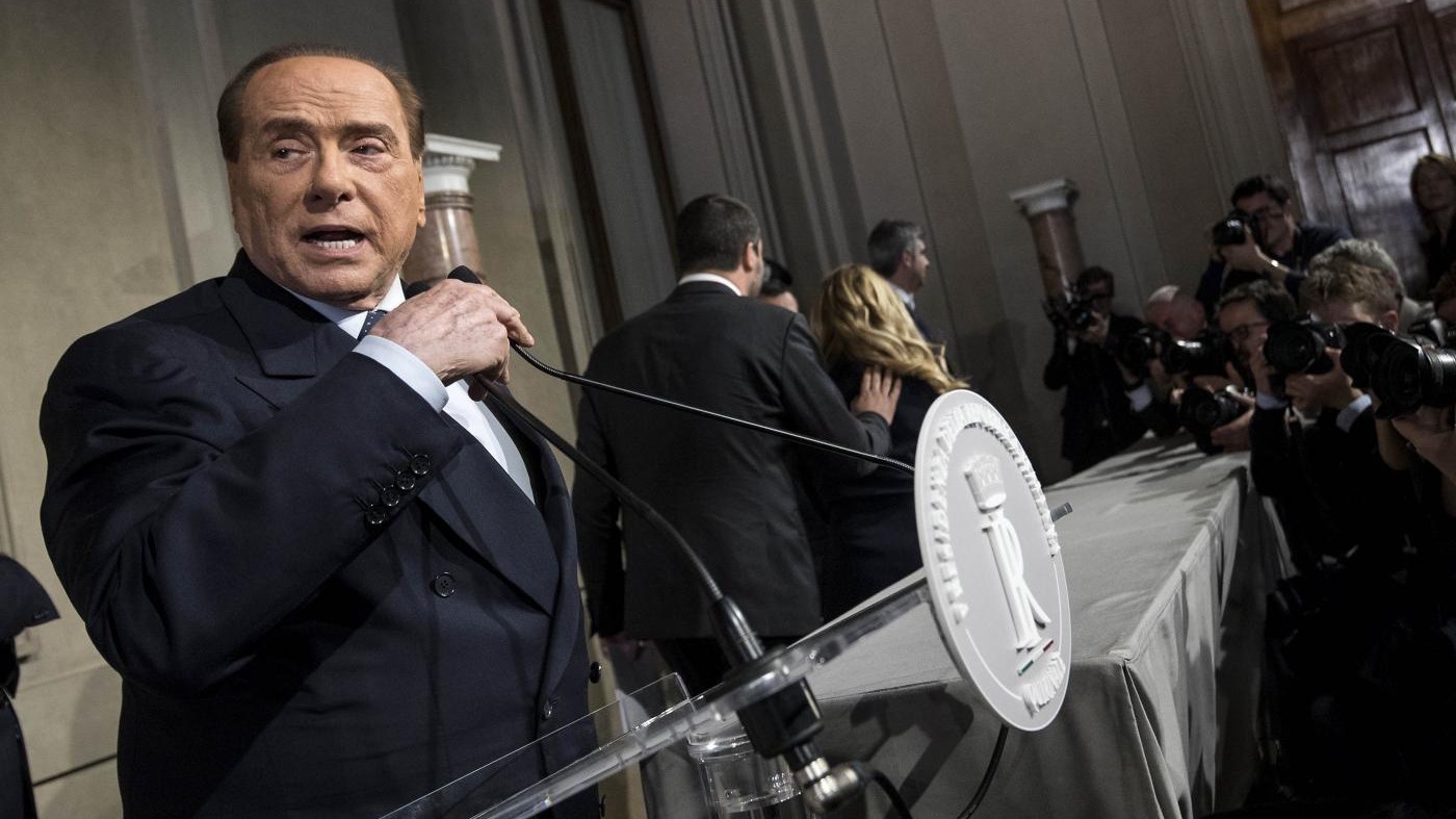 Consultazioni, Di Maio impassibile e Martina accusa: ma spicca il Cav ‘matador’