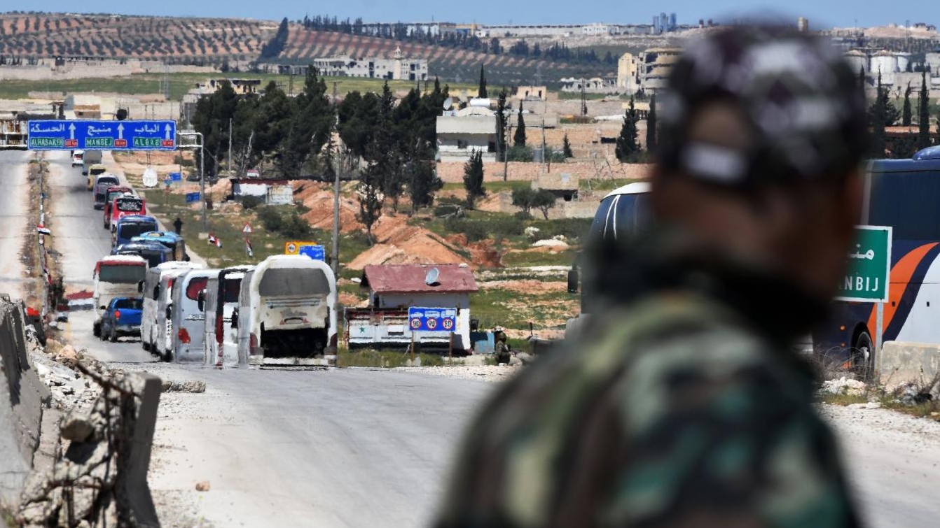 Siria, attacco a base iraniana di Aleppo: almeno 20 morti