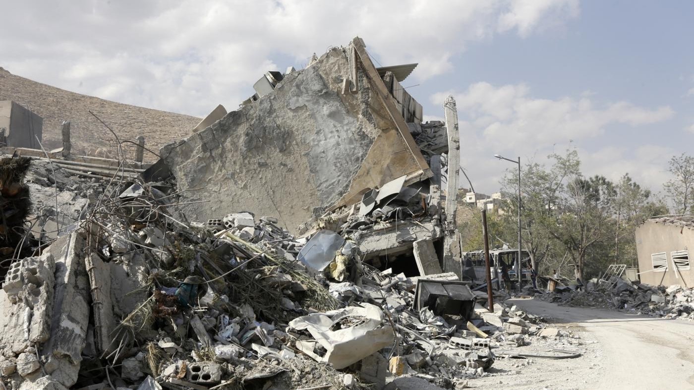 Siria, Usa, Gb e Francia rilanciano diplomazia. Appello del Papa per la pace