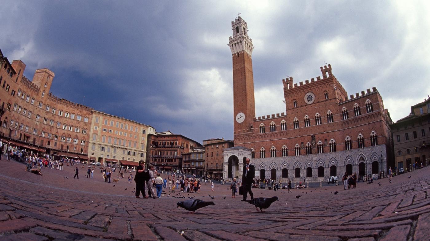 Salgono le temperature al Nord, scendono al Sud: il meteo di lunedì 16 e martedì 17 aprile