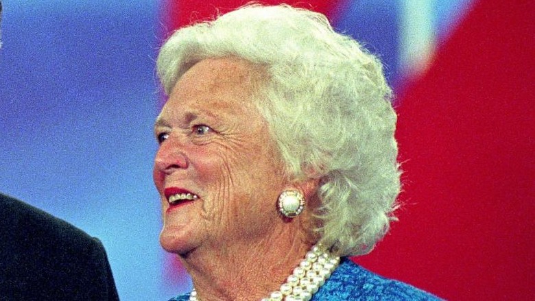 Barbara Bush interrompe le cure: a 92 anni non tornerà in ospedale