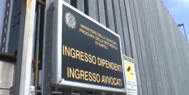 Appalti rifiuti, Roberto De Luca si dimette da assessore: “Provocazione vergognosa”