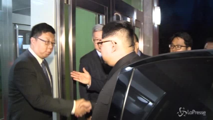 Kim Jong-Un visita i feriti cinesi dell’incidente stradale in Corea del Nord