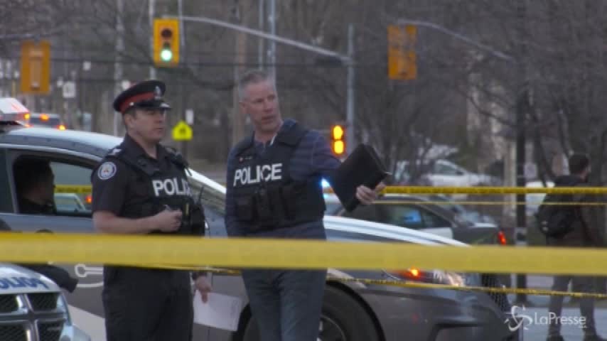 Toronto: furgone sulla folla, arrestato 25enne di origini armene
