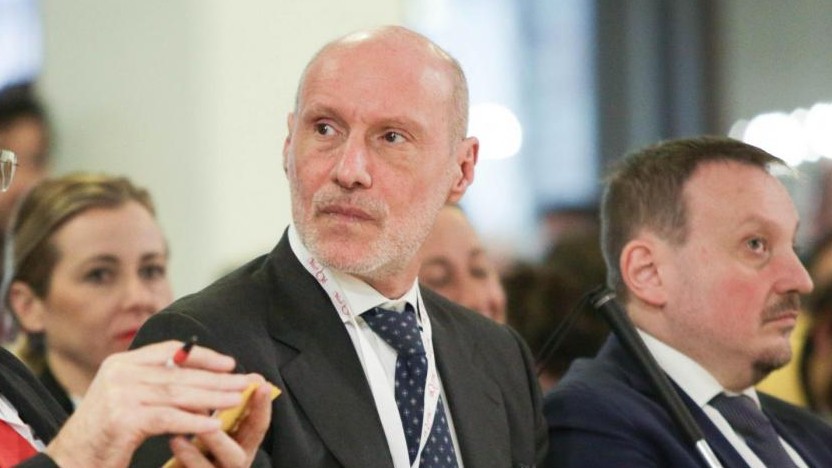De Falco si difende dopo le accuse di violenza: “Vicenda strumentalizzata”