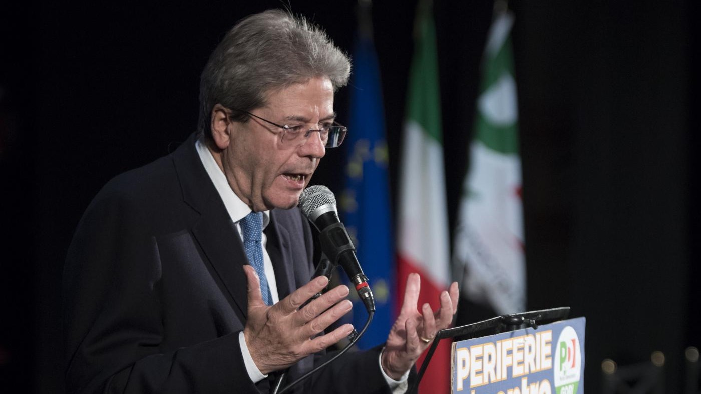 Gentiloni: “Italia avanti solo con governo Pd. Gori per Lombardia aperta”