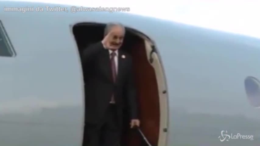 Haftar, ex fedelissimo di Gheddafi, torna a Bengasi