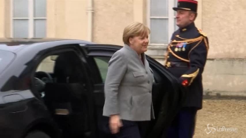 Dazi: Merkel, Macron e May si oppongono agli Usa