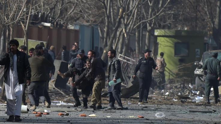 Afghanistan, quattro attacchi in poche ore: 23 morti