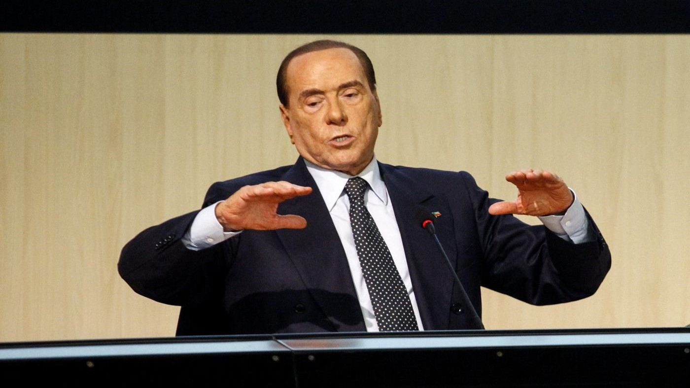 Berlusconi attacca il M5s. E a Travaglio: “Infamia dire che pagavo la mafia”