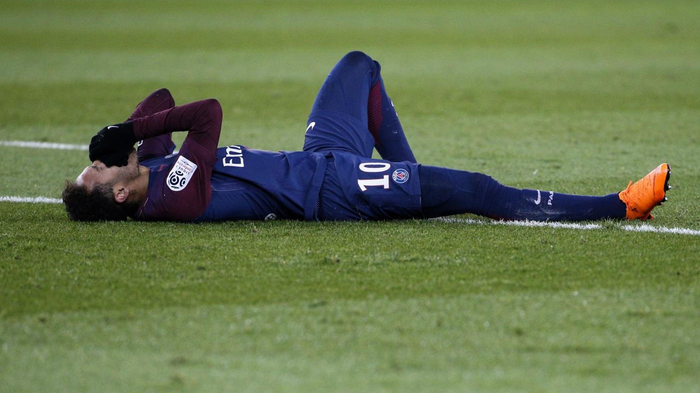 Psg, Emery smentisce le voci: “Neymar non sarà operato, situazione da valutare”
