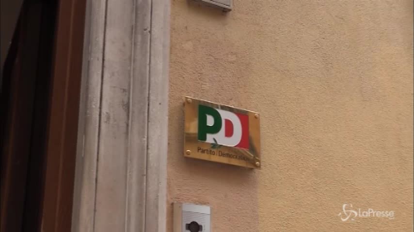 Pd, scoppia la pace tra Martina e Renzi