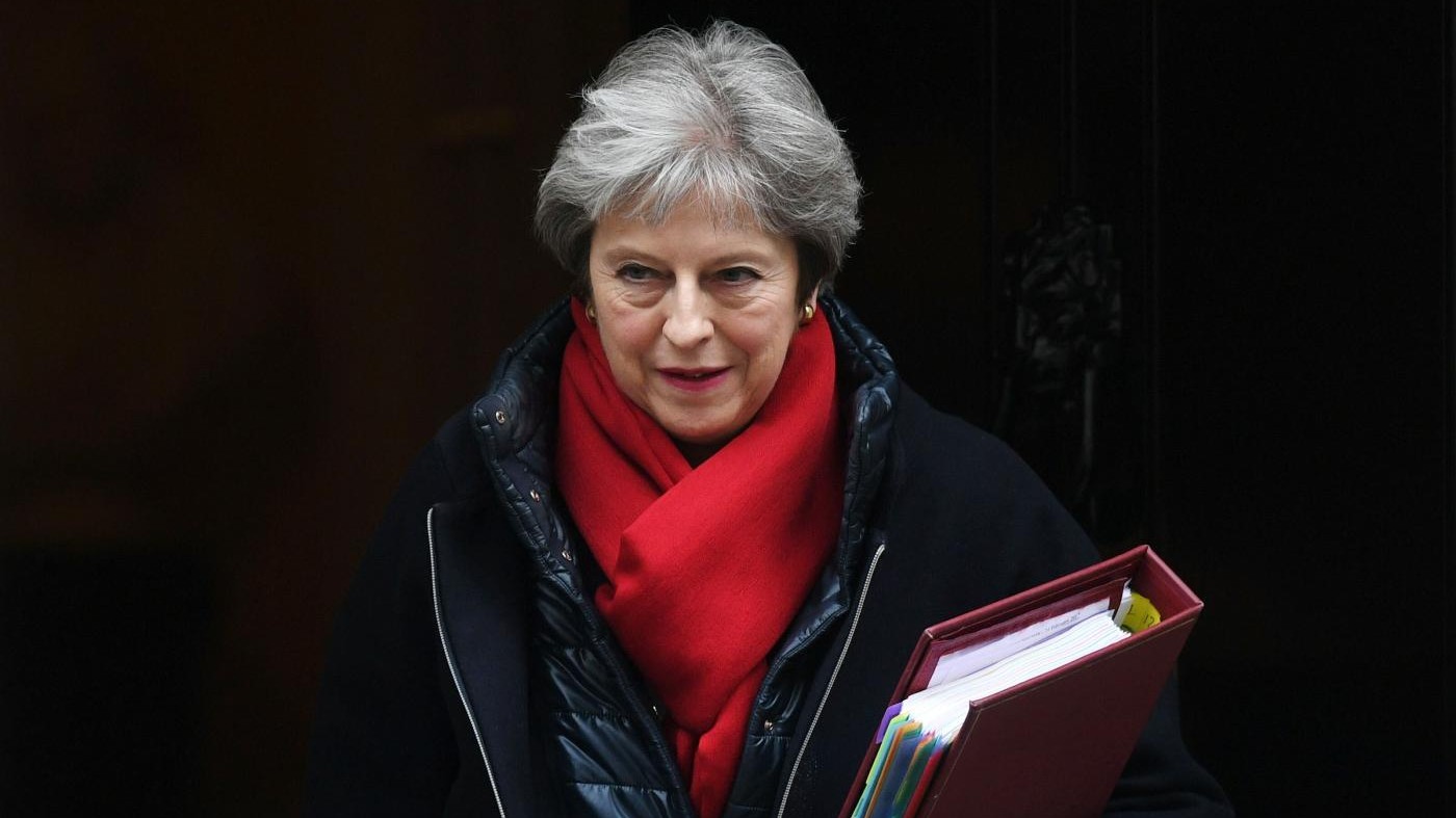 Brexit, May respinge bozza Ue: “Nessuno può minare l’integrità del Paese”
