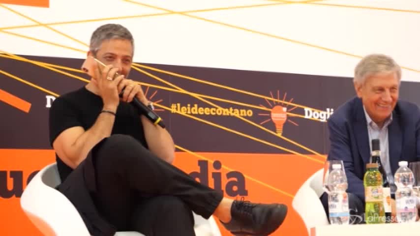 Fiorello a Mario Orfeo: “Hai fatto la formazione della Juve?C’;è Orsato?”