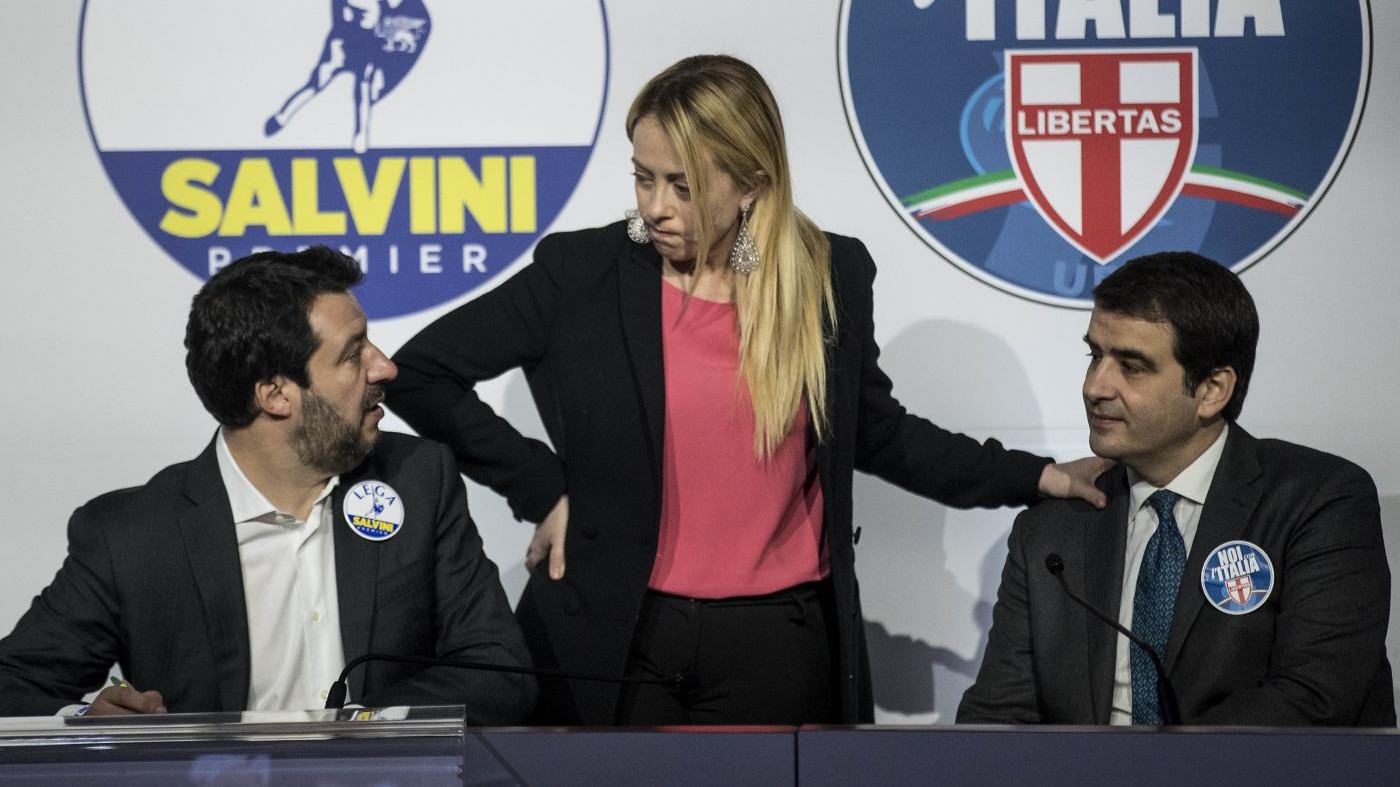 Elezioni, fuorionda Salvini-Fitto-Meloni: “5 stelle al Sud vincono tutto”