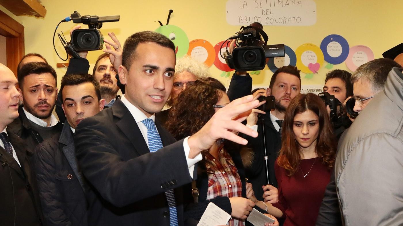 Nei collegi, vincono Di Maio, Renzi, Casini e Boschi. D’Alema addio
