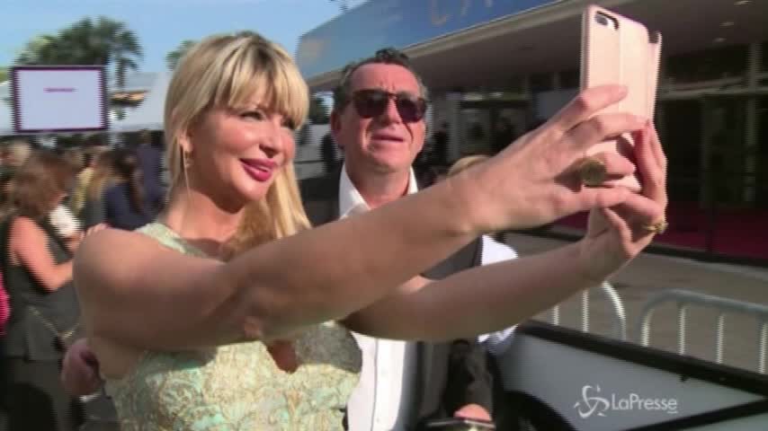 Festival di Cannes, selfie vietati sul red carpet