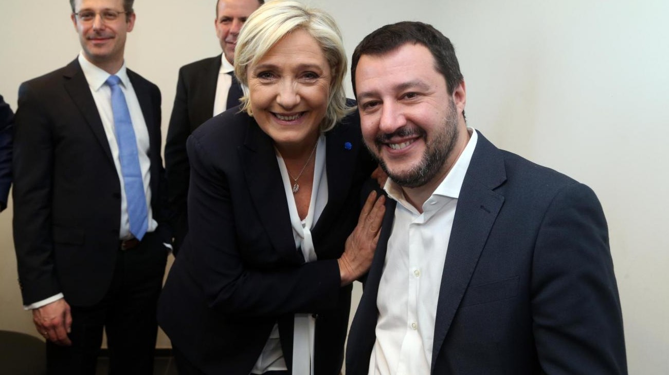 Elezioni, le reazioni nel resto del mondo. Le Pen: “Spettacolare ascesa della Lega”