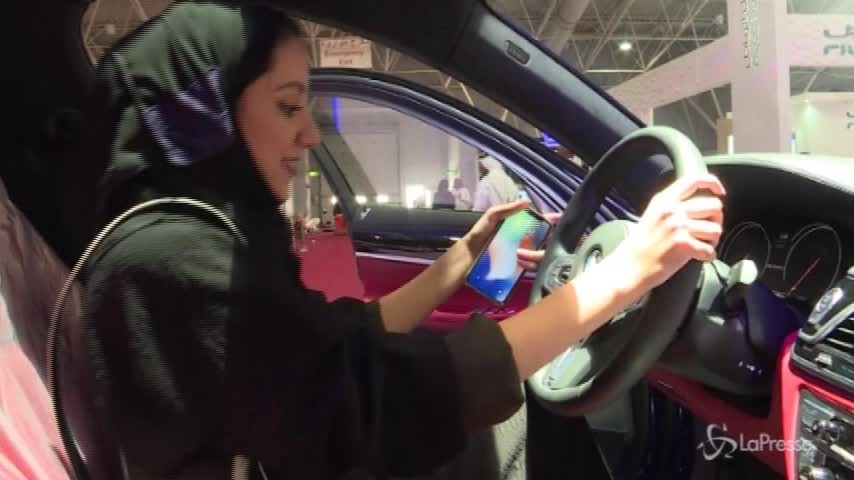Rivoluzione Arabia Saudita: per la prima volta le donne al volante