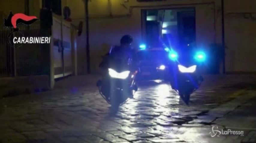 Sorrento, 50enne stuprata dal branco: 5 arresti