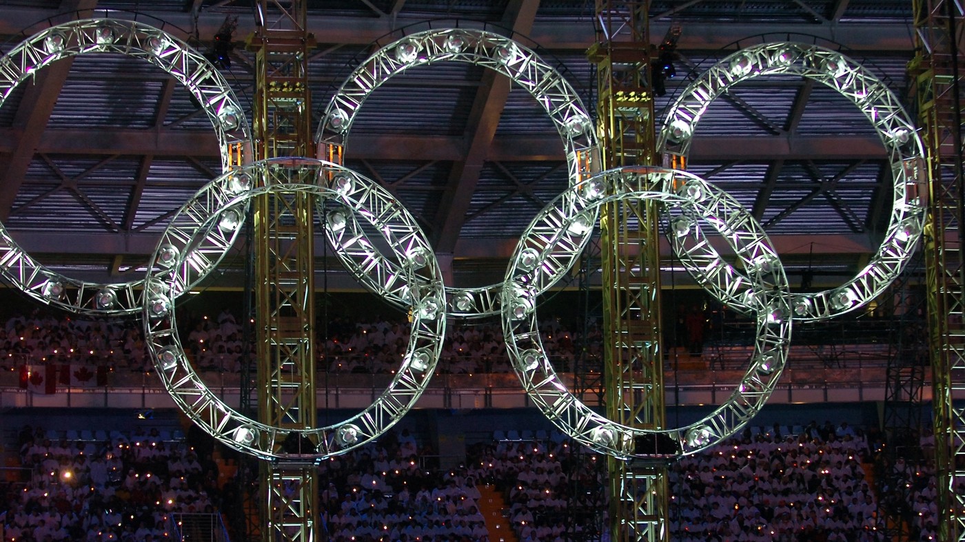 Torino 2026, svolta di Grillo sulle Olimpiadi: “Un’occasione”