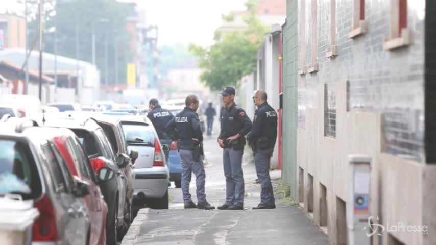 Milano, litiga con un amico, lo accoltella e lo uccide
